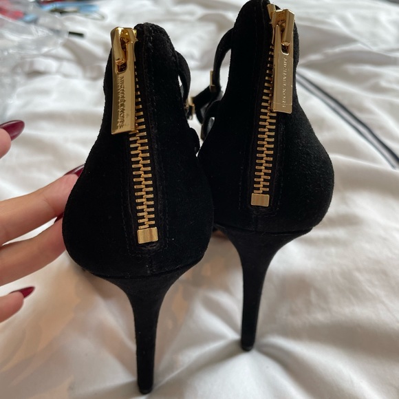 Michael Kors Suede Heeled Sandals Size 9 BRAND NEW! - Picture 3 of 4